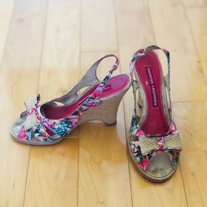 Size 7 Chinese Laundry Floral Wedges